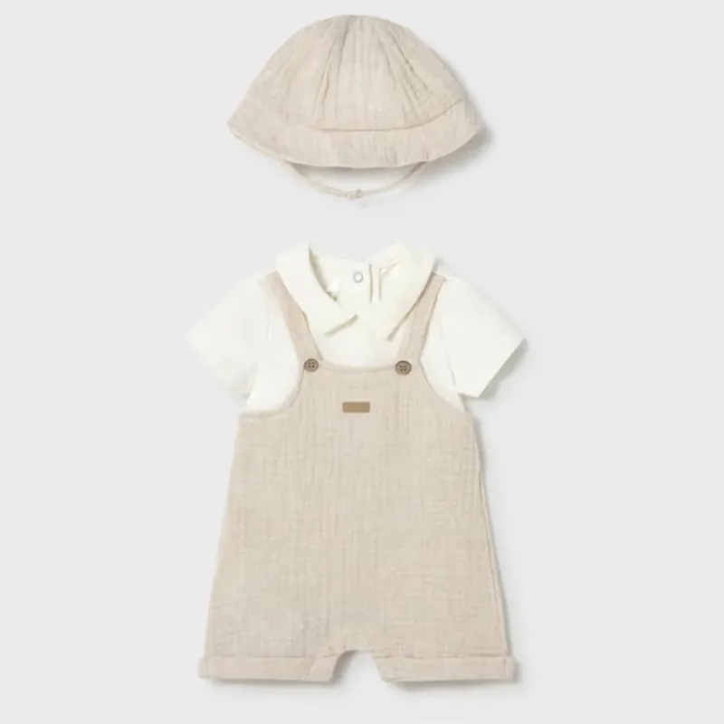 Endast idag Mayoral 2-delat babyset bestående av pyjamas med overall och imitationshatt