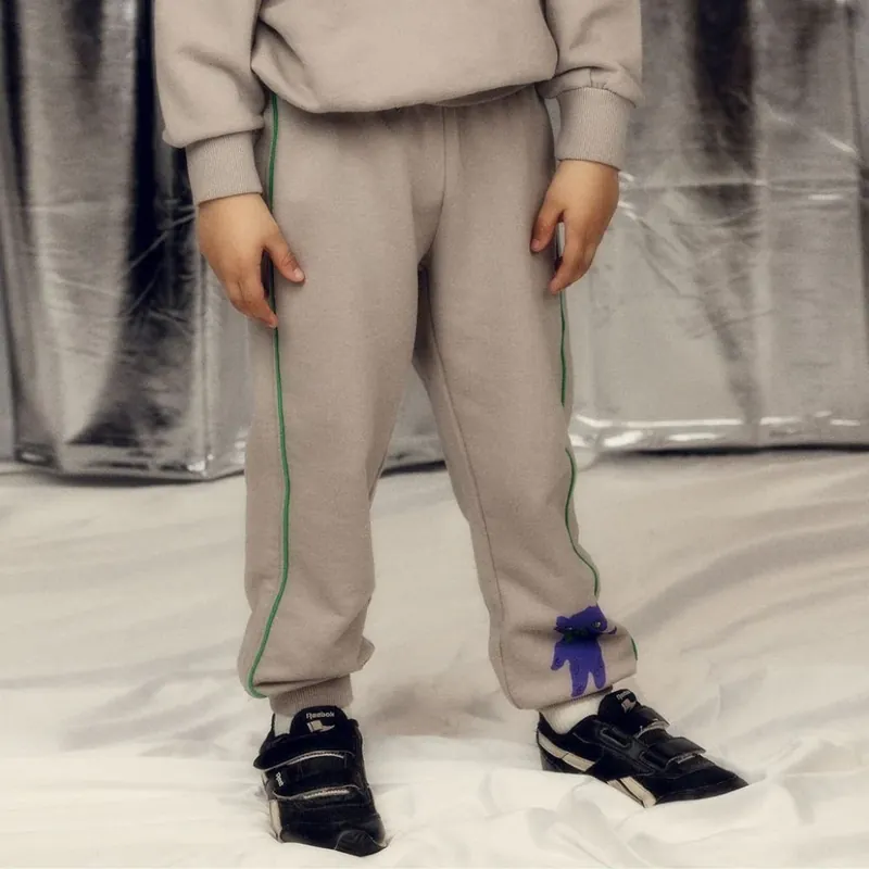 Mini Rodini mjukisbyxor för barn Alien resebyrå grå Nyhet