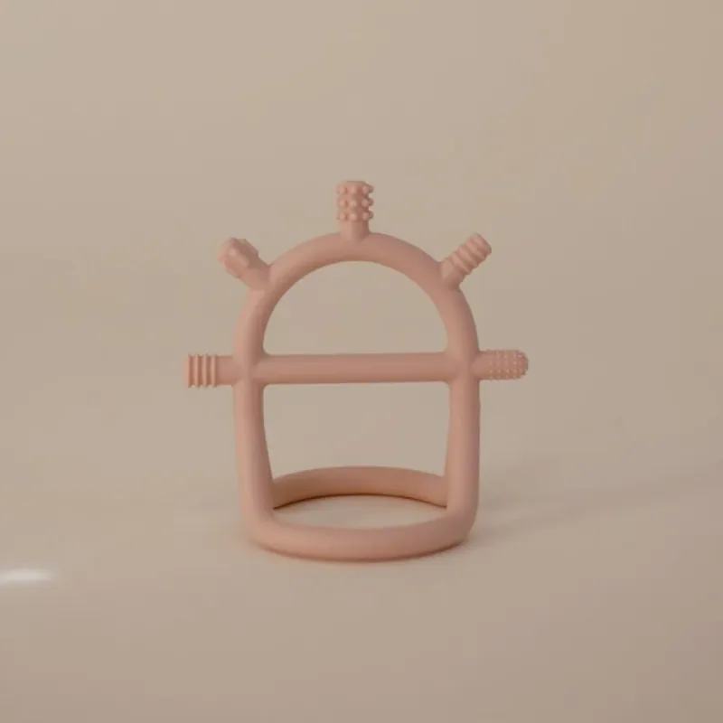Billig Mushie sensorisk bitring No Drop Blush