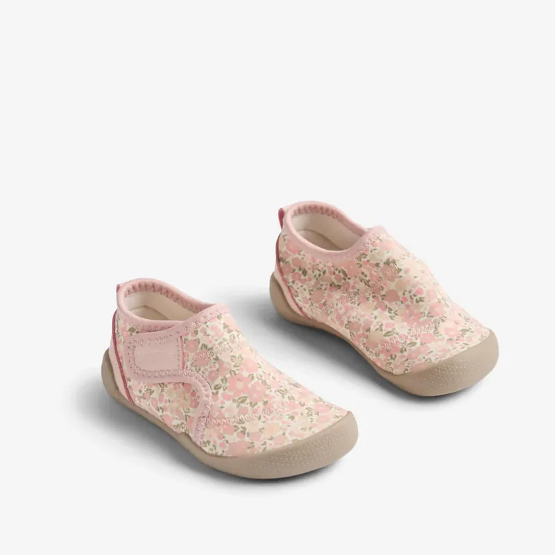 Wheat Barnstrandskor Shawn ivory flower meadow prisnedsättning