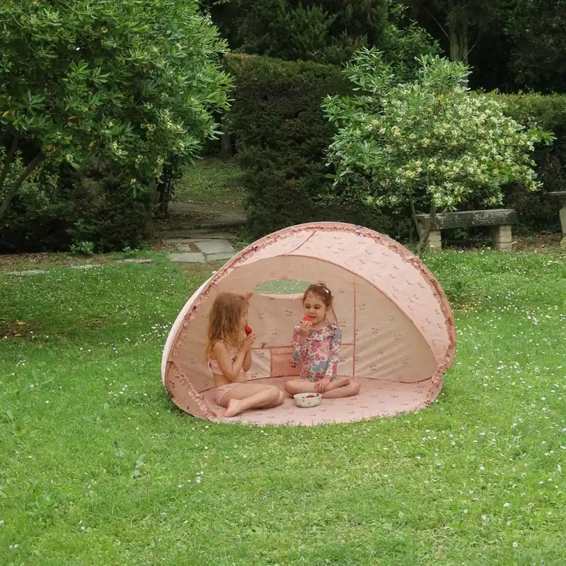 Konges Slojd Pop-up-tält för små barn på stranden med lock Ma Grande Fairy Cherry Fynd