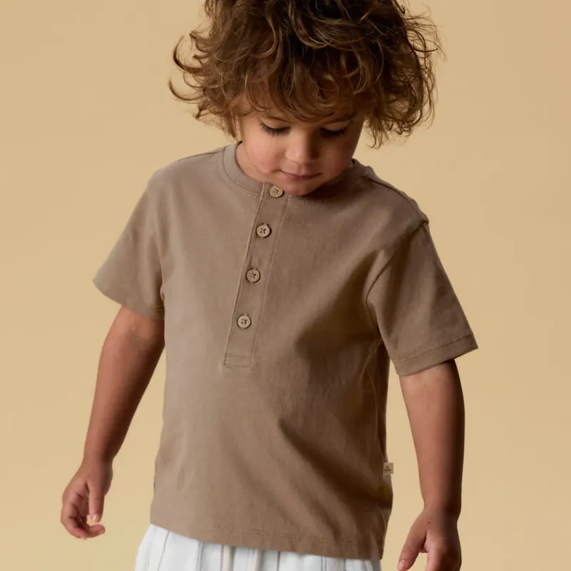 Begränsad tid Lil‘ Atelier kortärmad t-shirt Len Loose Top Coca Mocha NMMDOLAN