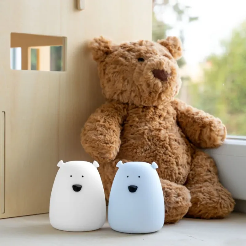 Rabbit & Friends set med 2 nattlampor för barn minibjörnar i vitt och arktiskt blått Expressleverans