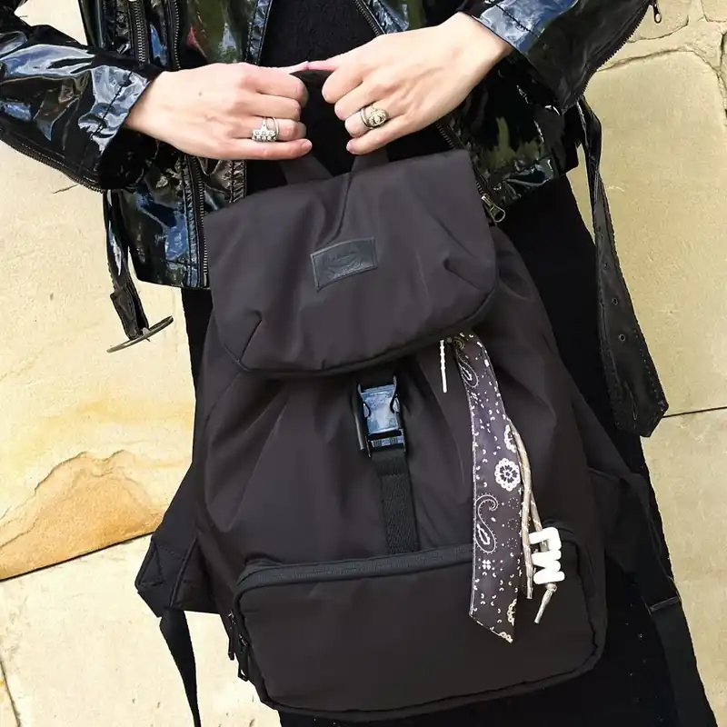 La Millou Ryggsäck för mamma Puffer BLACK Nyhet