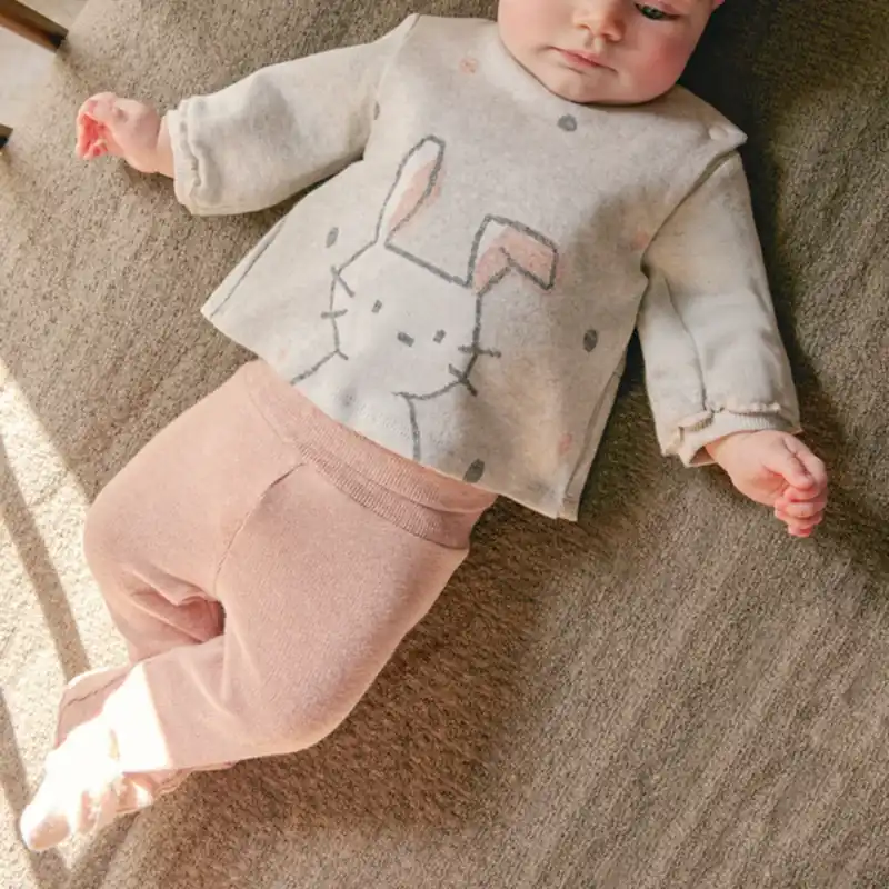 Mayoral Babyset tröja och byxor Nude Lägg i varukorgen