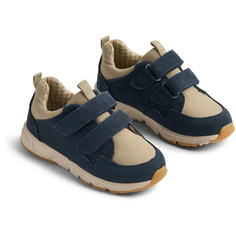 Wheat Navy Sneaker Toney Populärt val
