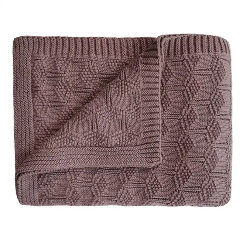 Köp online Mushie Honeycomb Desert Rose Stickad Baby Filt