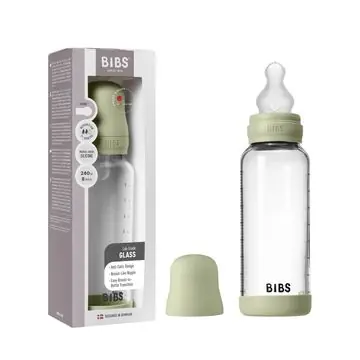 Köp nu Glass Baby Bottle Round Silicone Medium Flow Sage 240 ml