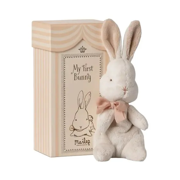 Handla nu Maileg My first bunny, powder